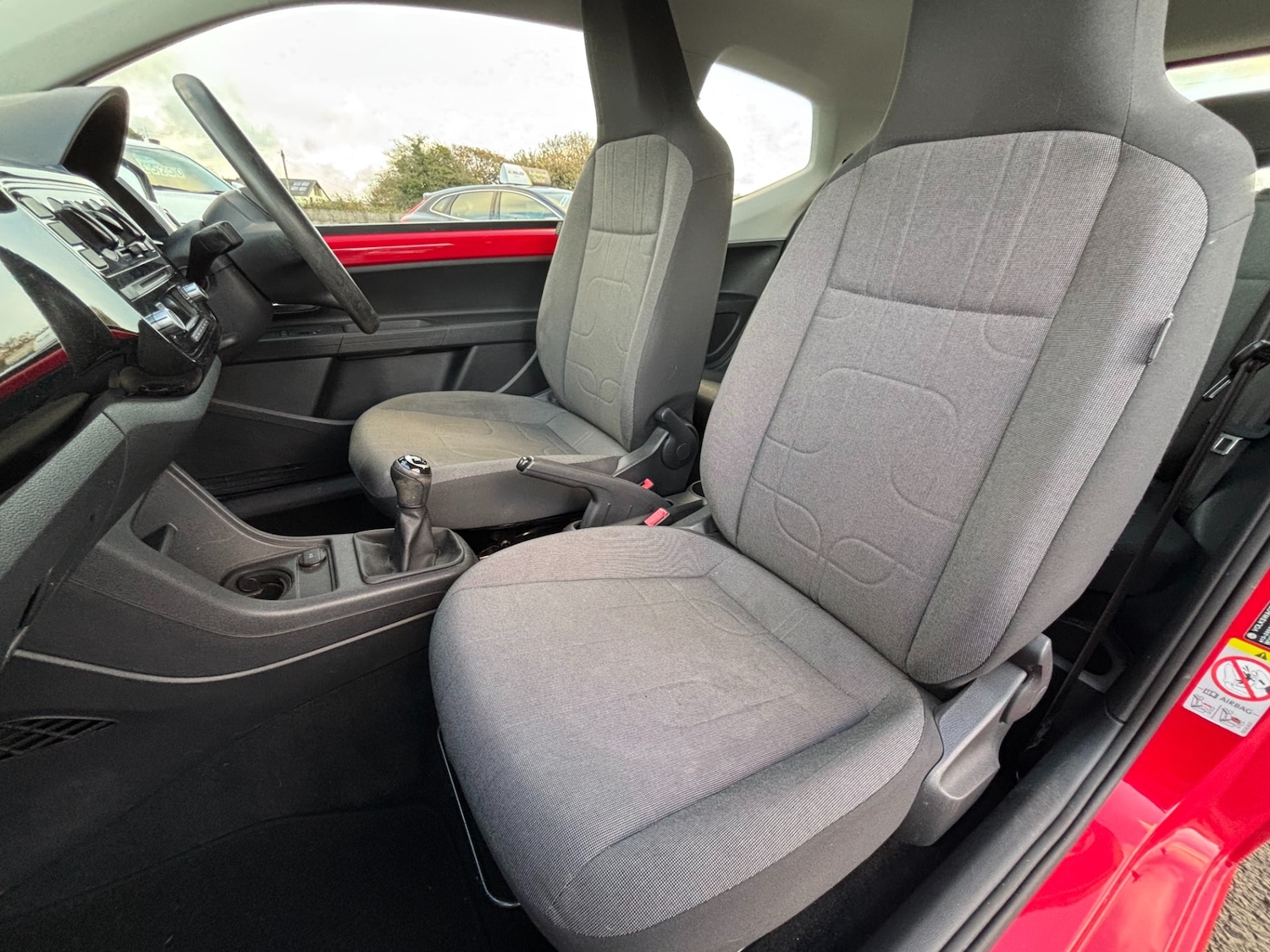 Used Volkswagen up! 2014 for sale - 76358246: Photo 18