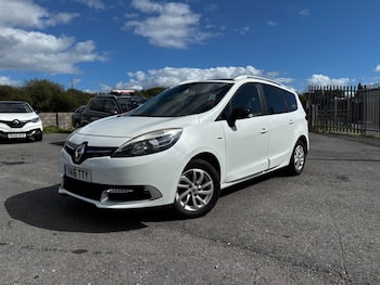 Used Renault Grand Scenic 2016 for sale - 79841587: Photo
