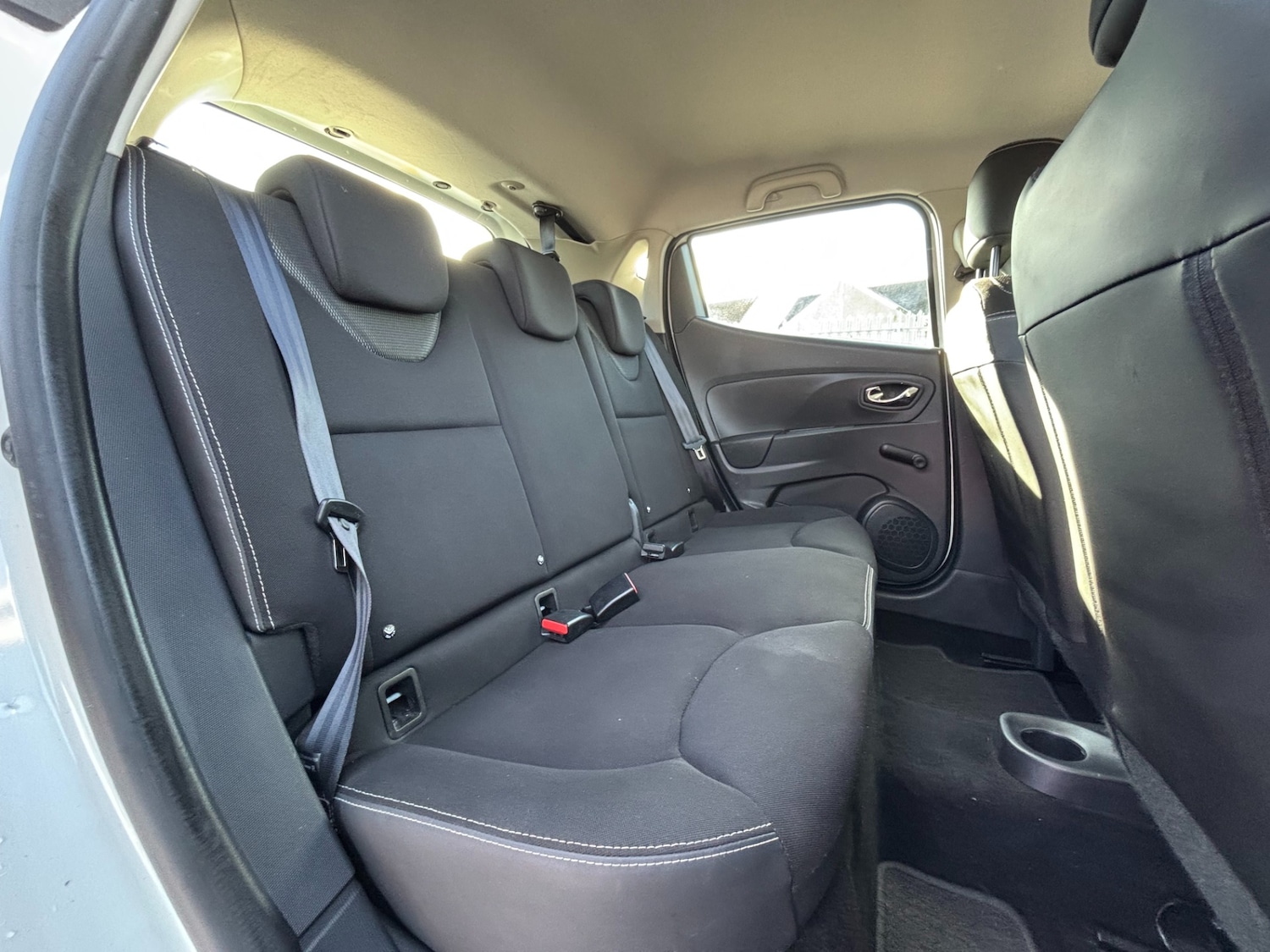 Used Renault Clio 2014 for sale - 77555822: Photo 12