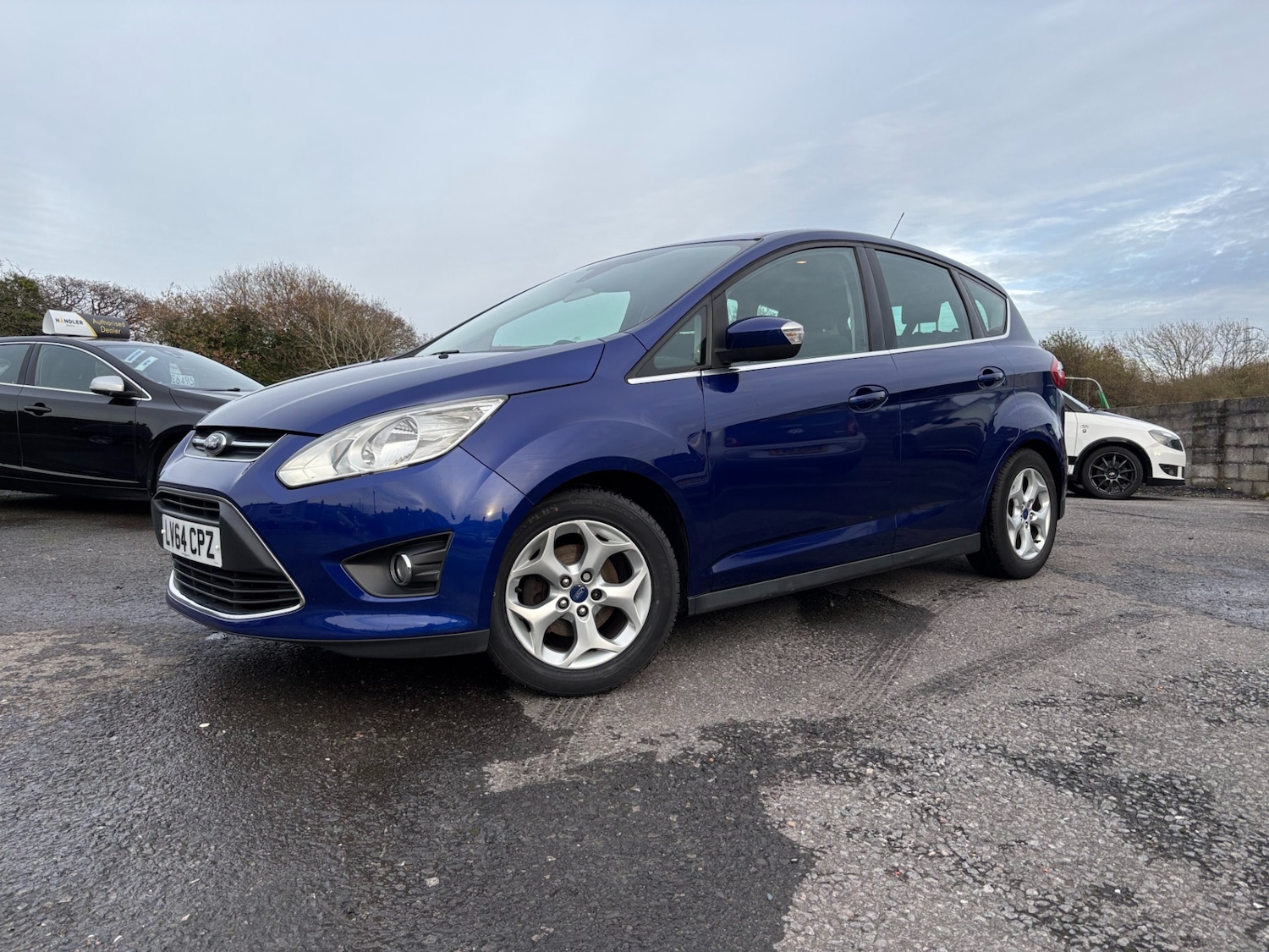 Used Ford C-Max 2014 for sale - 76580494: Photo 2
