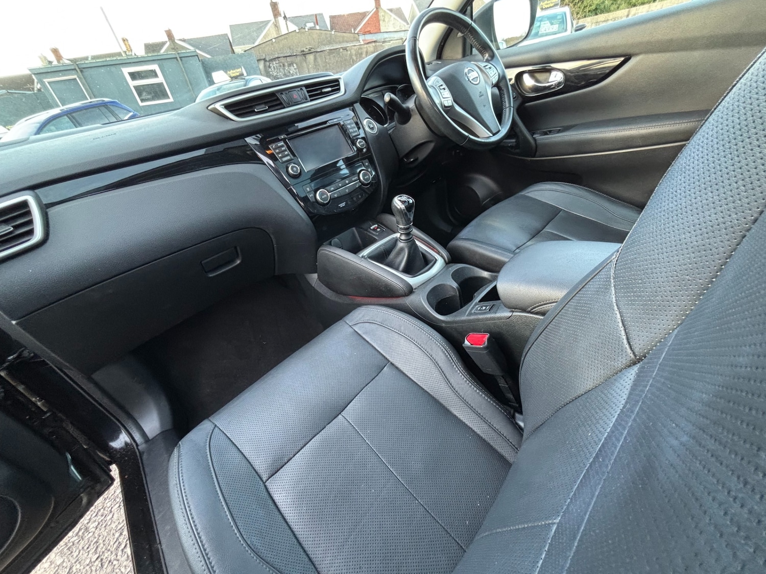 Used Nissan Qashqai 2015 for sale - 78090731: Photo 16