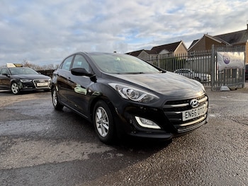 Used Hyundai i30 2016 for sale - 77409277: Photo