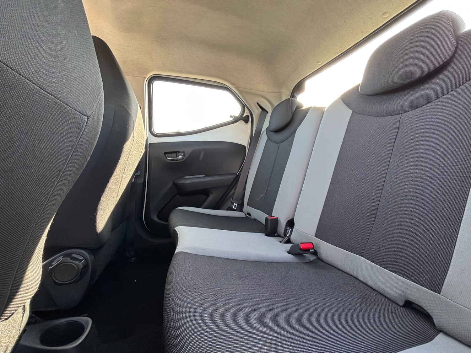 Used Toyota AYGO 2016 for sale - 77918300: Photo 13