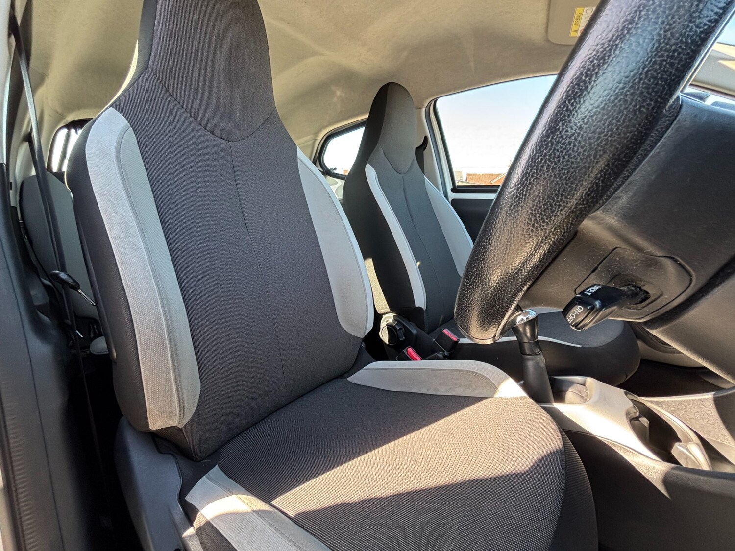 Used Toyota AYGO 2016 for sale - 77918300: Photo 15