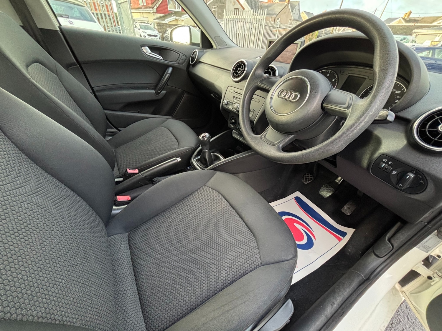 Used Audi A1 2014 for sale - 76741589: Photo 4