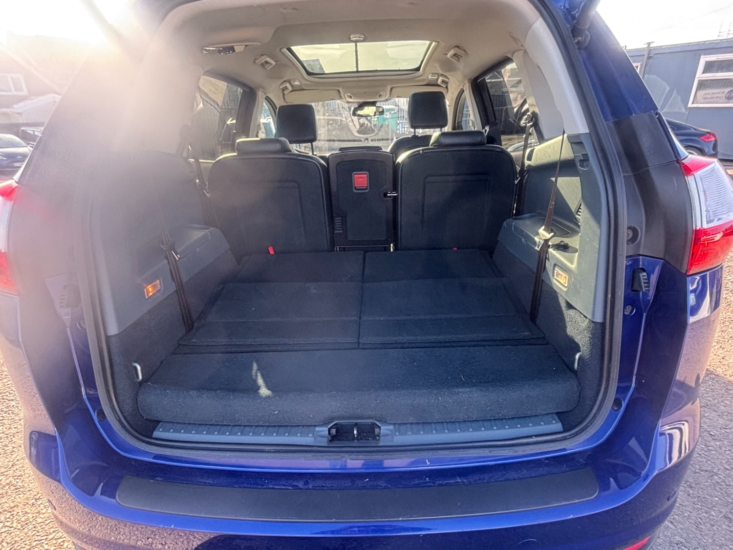 Used Ford Grand C-Max 2014 for sale - 77920594: Photo 21