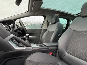 Used Peugeot 3008 2016 for sale - 76763135: Photo