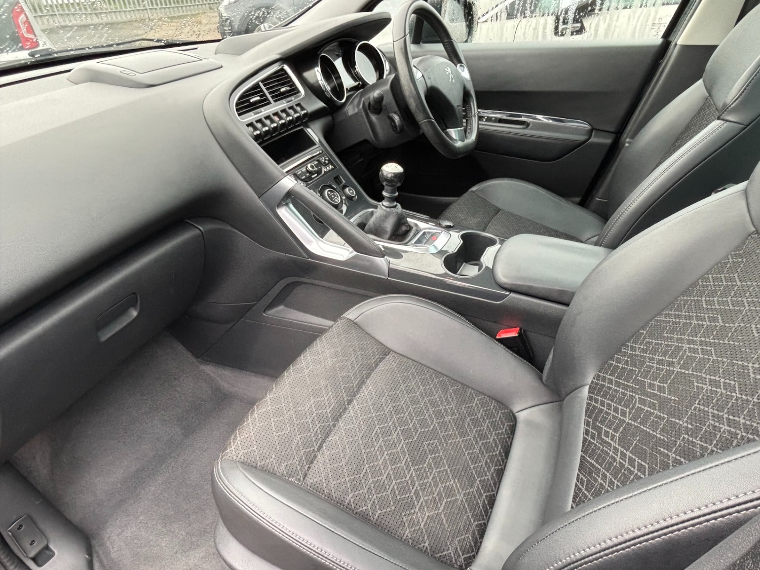 Used Peugeot 3008 2016 for sale - 76763135: Photo 6