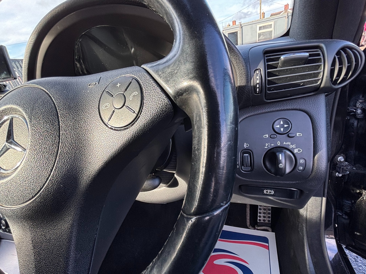 Used Mercedes-Benz CLC Class 2010 for sale - 77028865: Photo 13