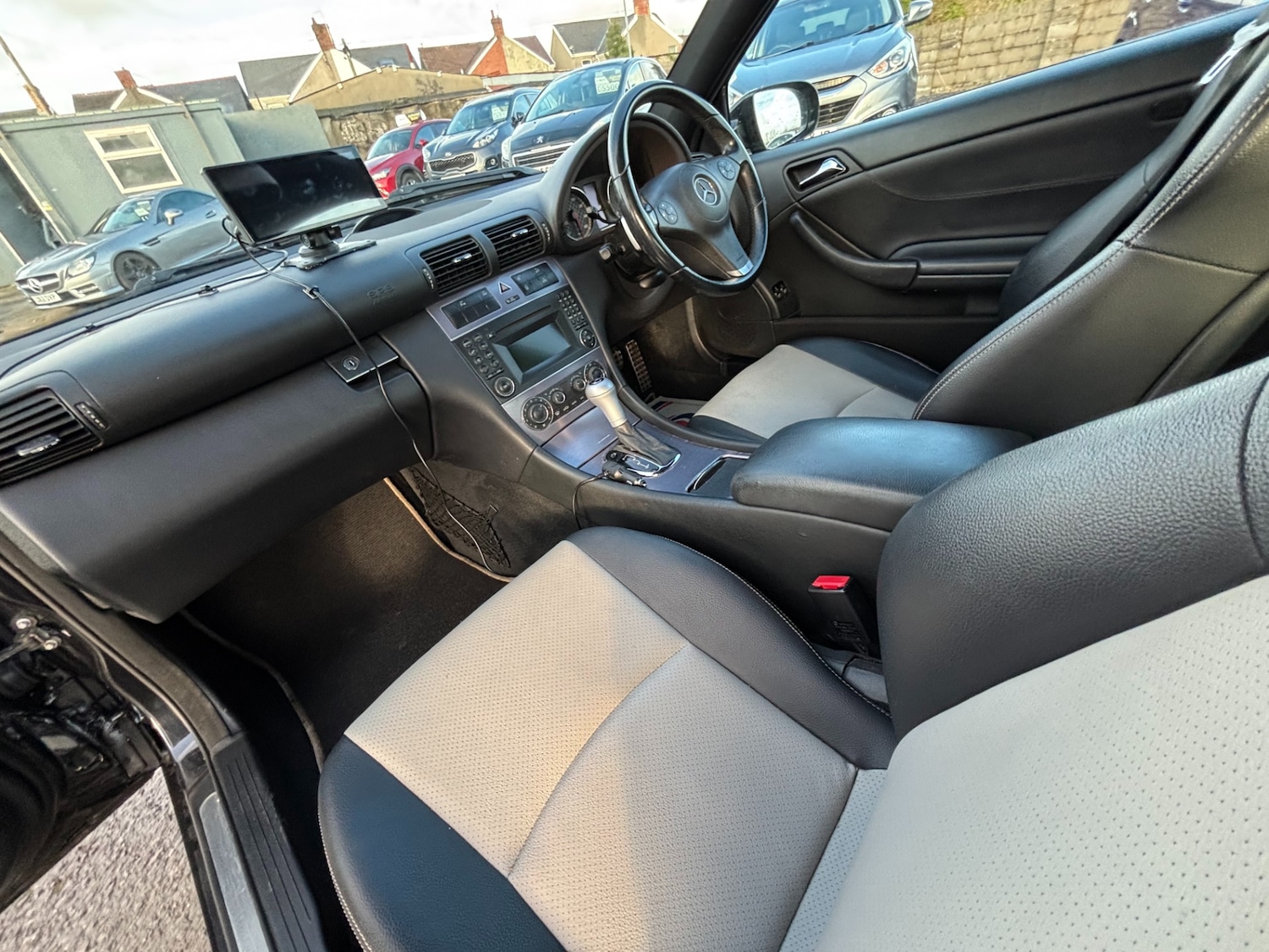 Used Mercedes-Benz CLC Class 2010 for sale - 77028865: Photo 9