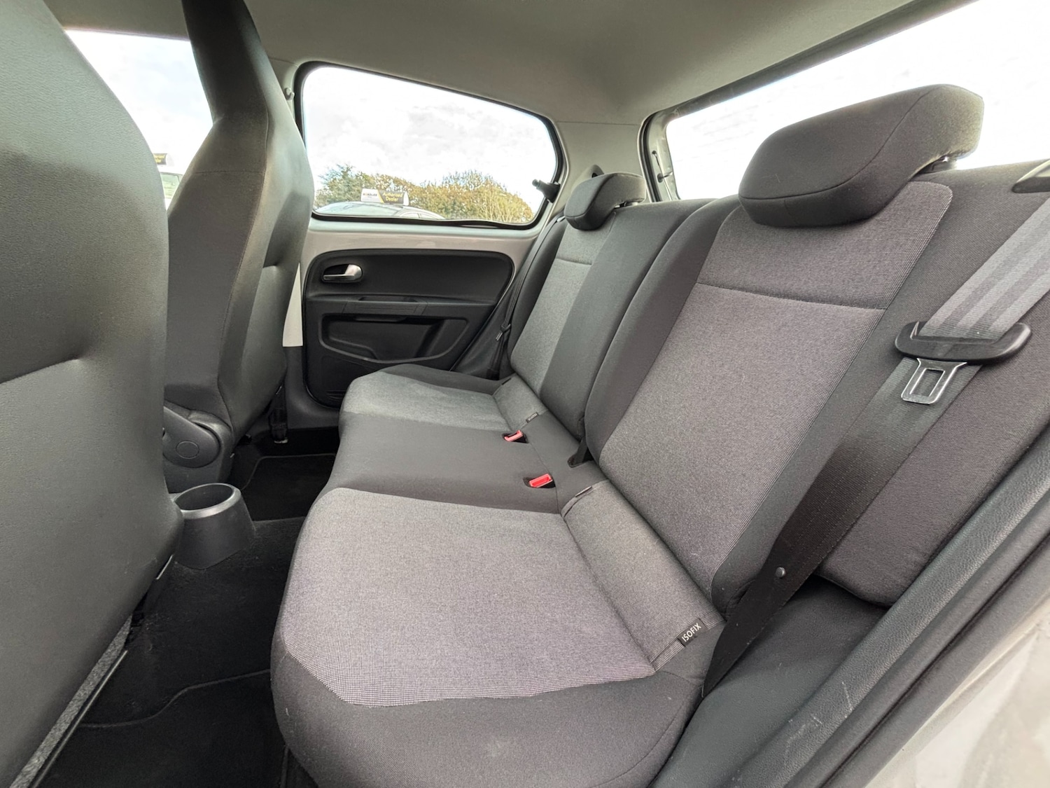 Used Volkswagen up! 2015 for sale - 76352678: Photo 11
