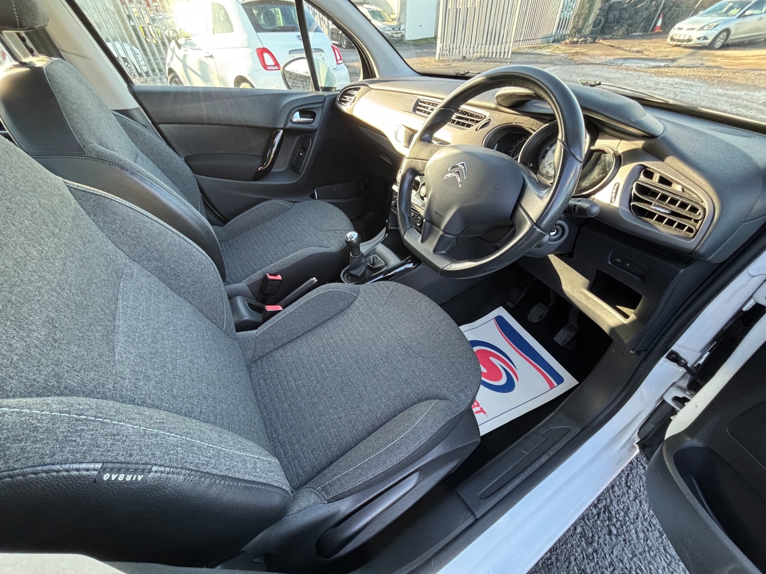 Used Citroen C3 2015 for sale - 76920060: Photo 15