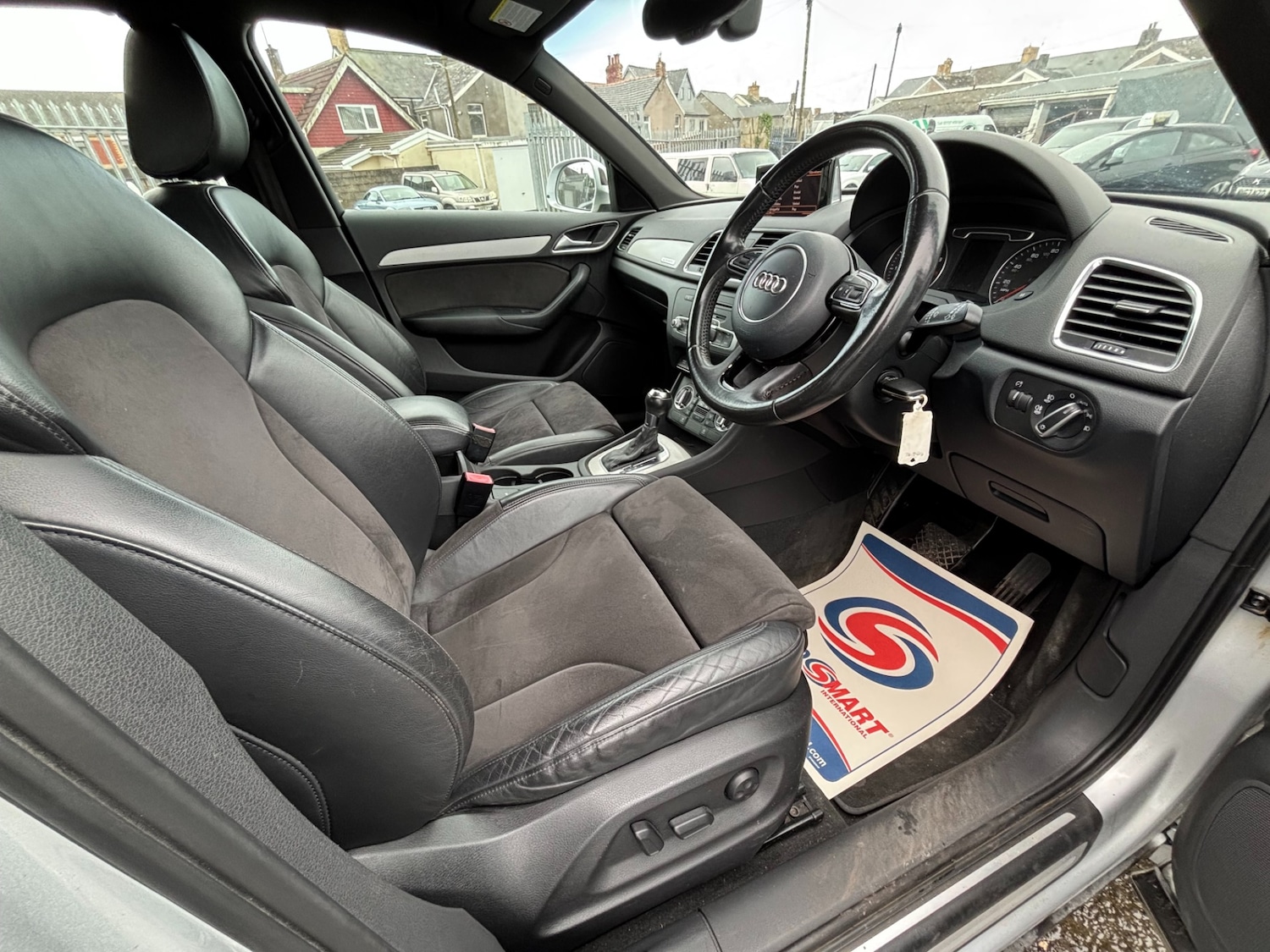 Used Audi Q3 2011 for sale - 77640206: Photo 12