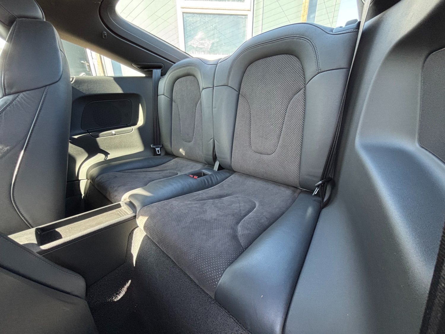 Used Audi TT 2010 for sale - 77934525: Photo 13