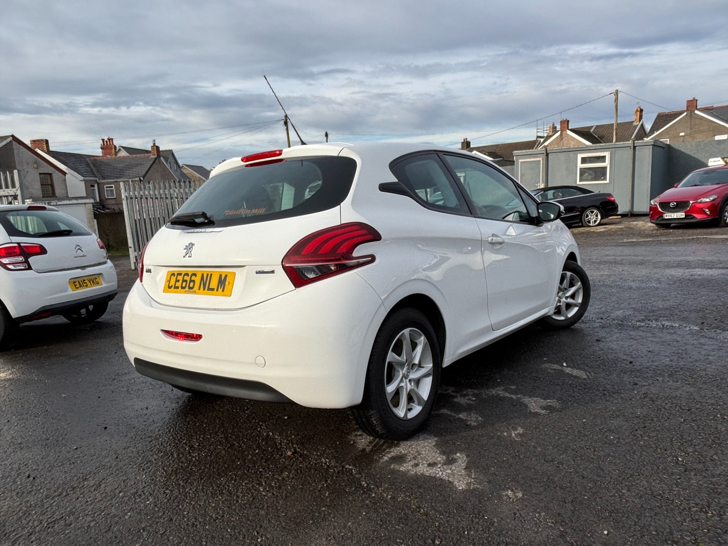 Used Peugeot 208 2016 for sale - 77205757: Photo 10