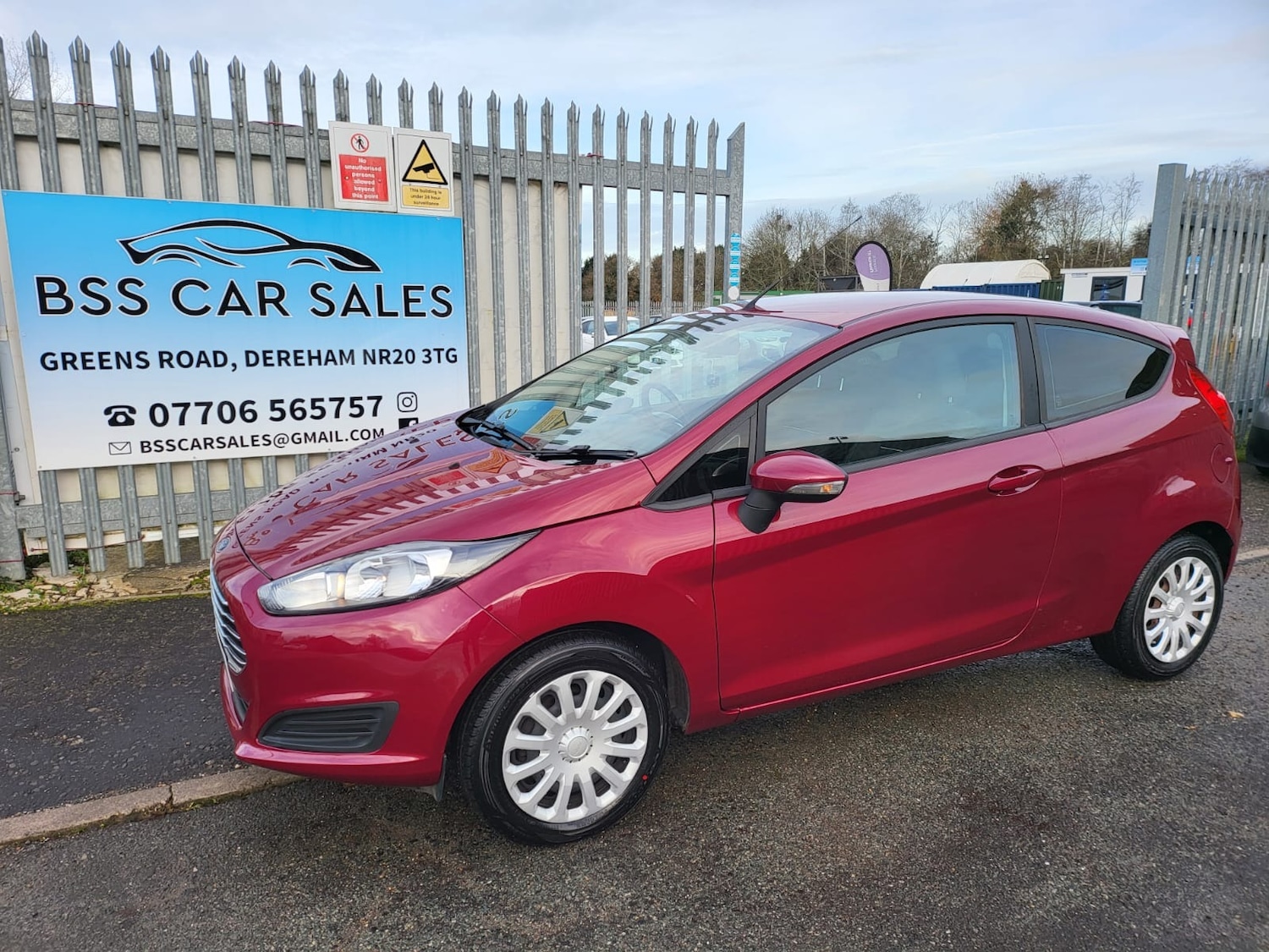 Used Ford Fiesta 2014 for sale - 78014232: Photo 2