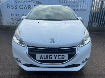 Used Peugeot 208 2015 for sale - 78476910: Photo