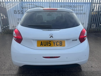 Used Peugeot 208 2015 for sale - 78476910: Photo