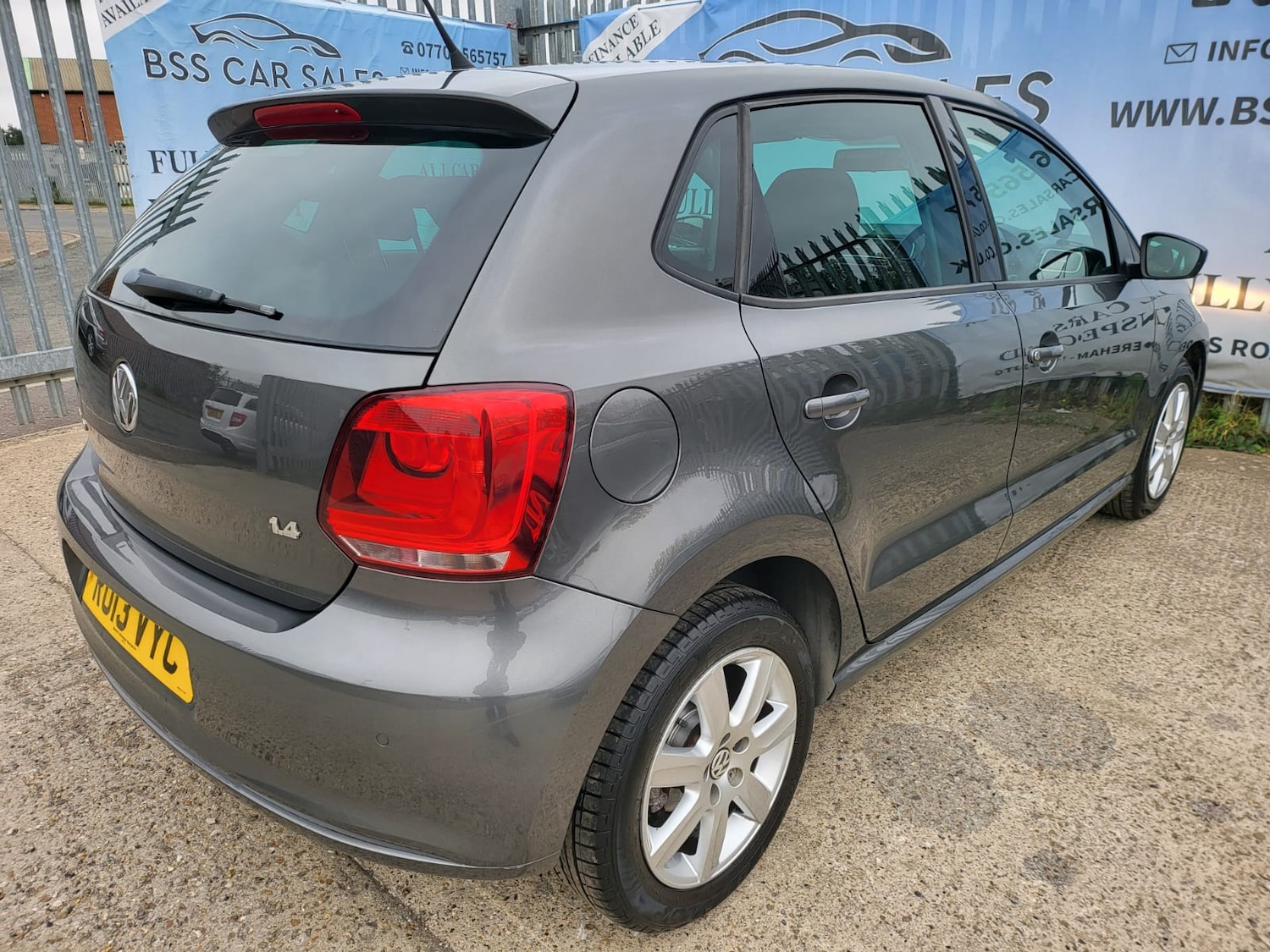 Used Volkswagen Polo 2013 for sale - 77019513: Photo 24
