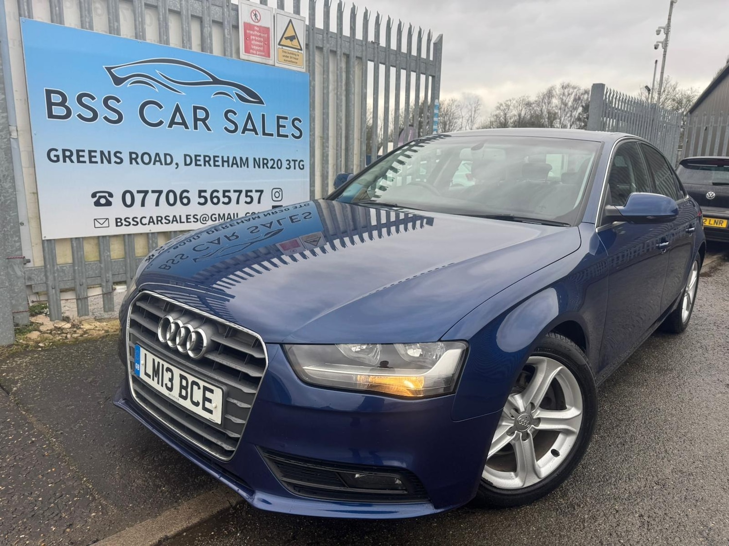 Used Audi A4 2013 for sale - 78054320: Photo 2