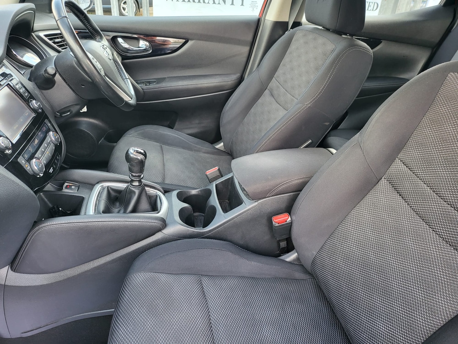 Used Nissan Qashqai 2017 for sale - 76532295: Photo 14