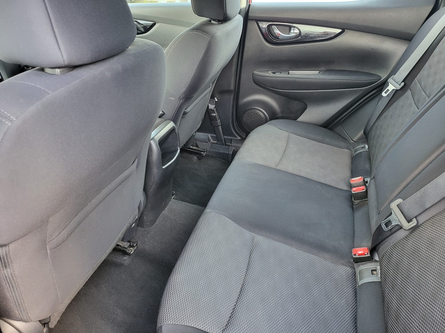 Used Nissan Qashqai 2017 for sale - 76532295: Photo 19