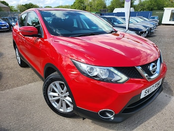 Used Nissan Qashqai 2017 for sale - 76532295: Photo