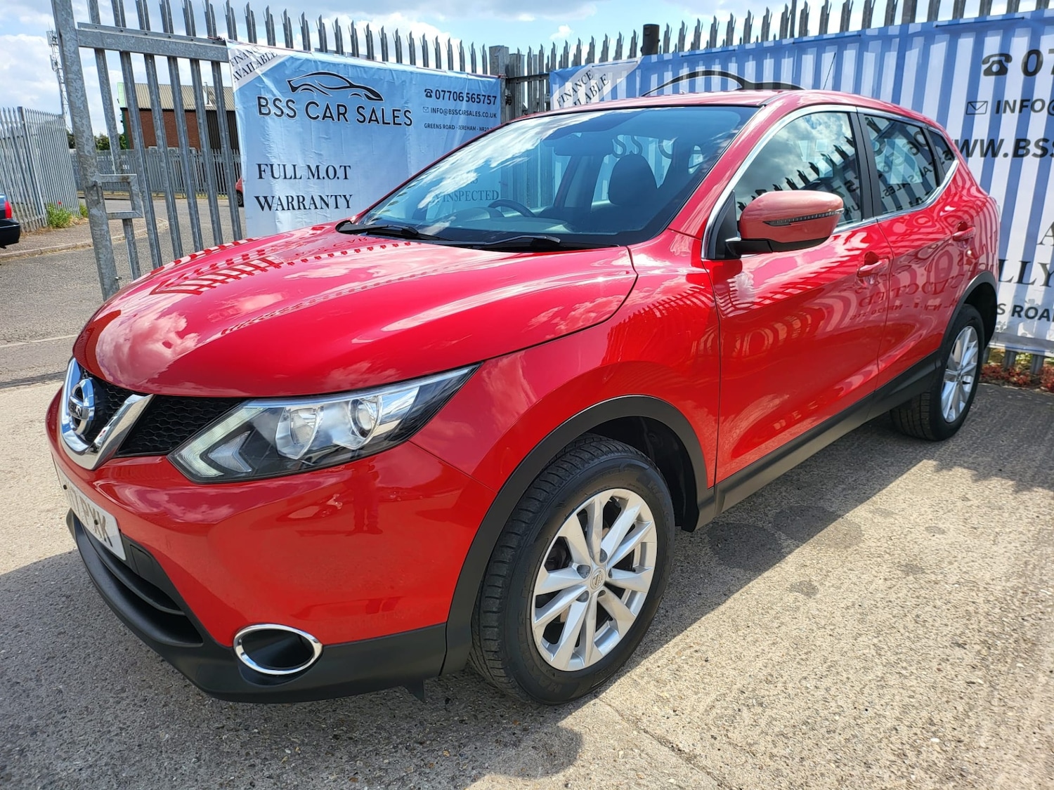 Used Nissan Qashqai 2017 for sale - 76532295: Photo 21