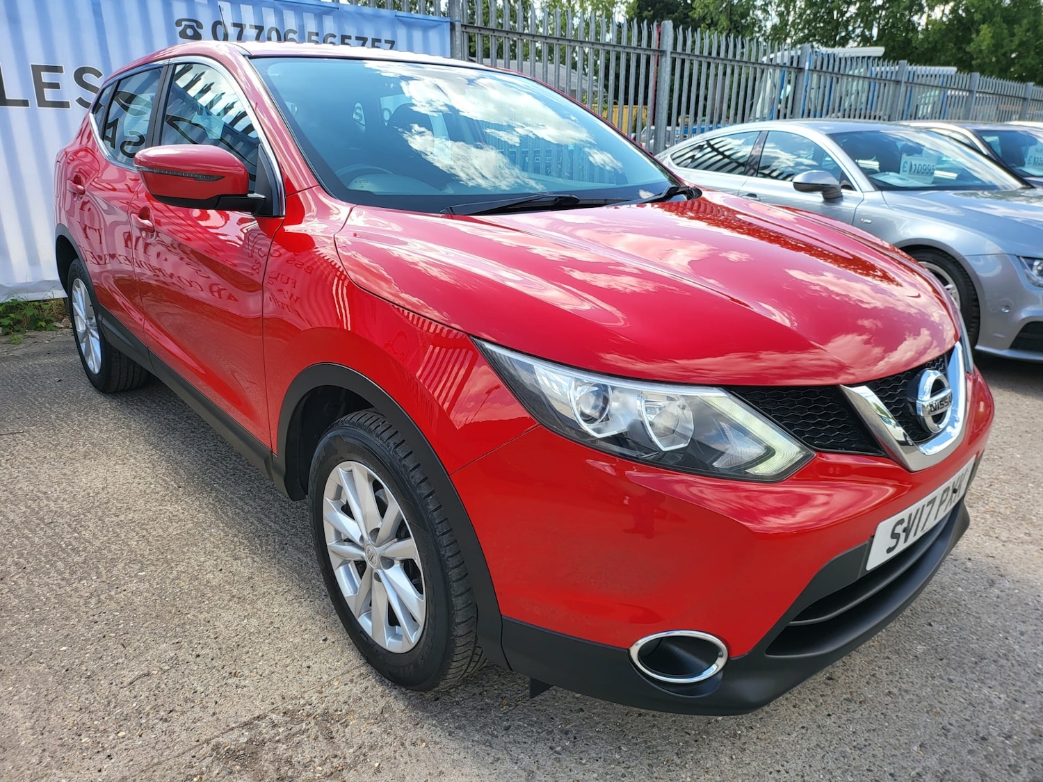 Used Nissan Qashqai 2017 for sale - 76532295: Photo 28
