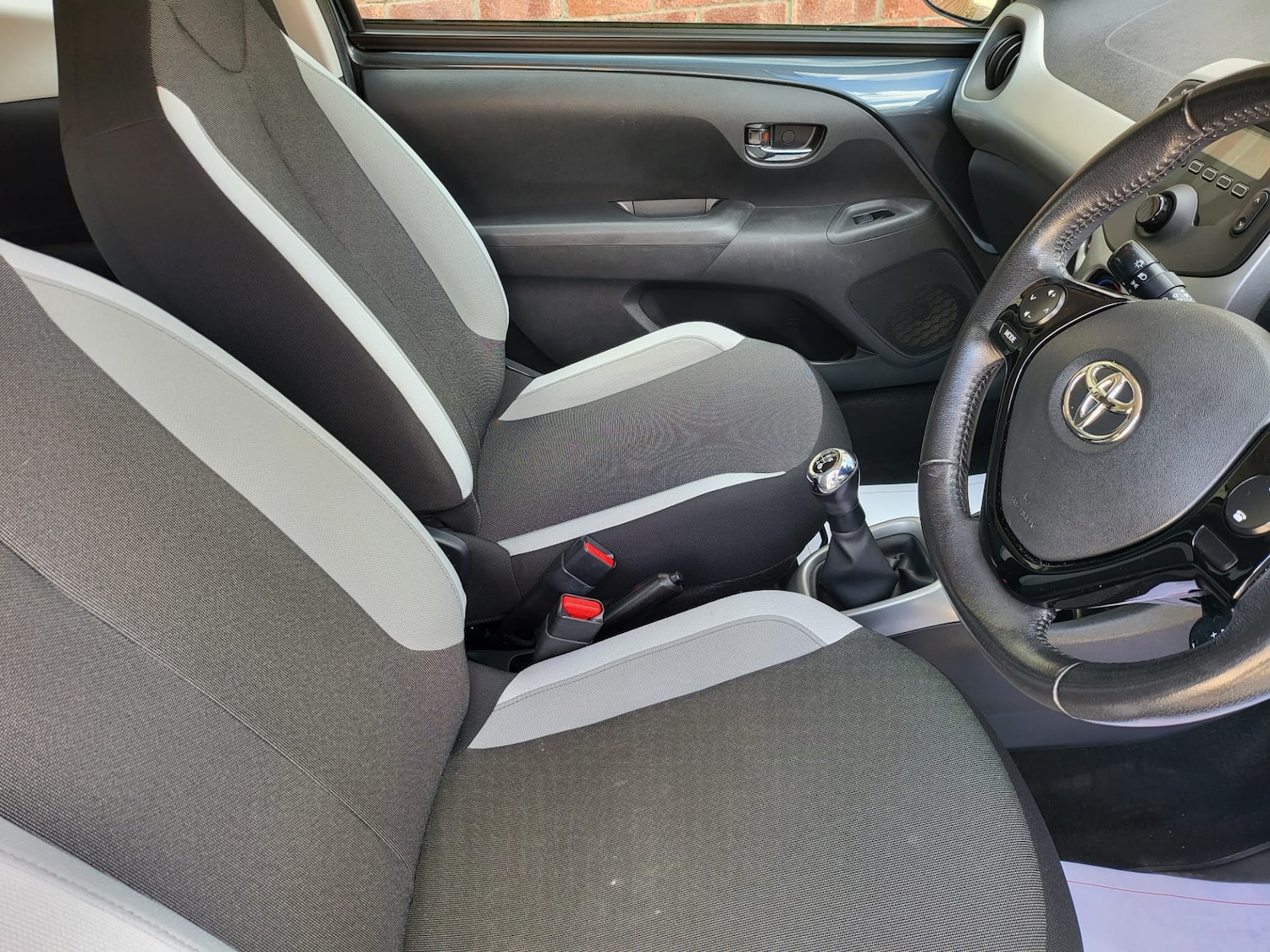 Used Toyota AYGO 2016 for sale - 76526049: Photo 12