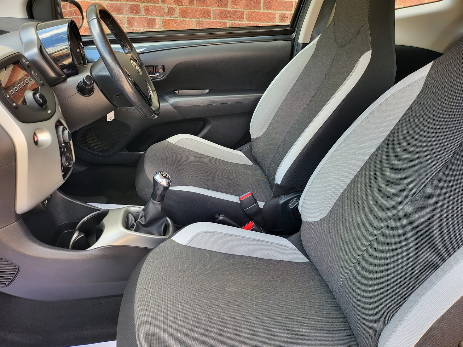 Used Toyota AYGO 2016 for sale - 76526049: Photo 14