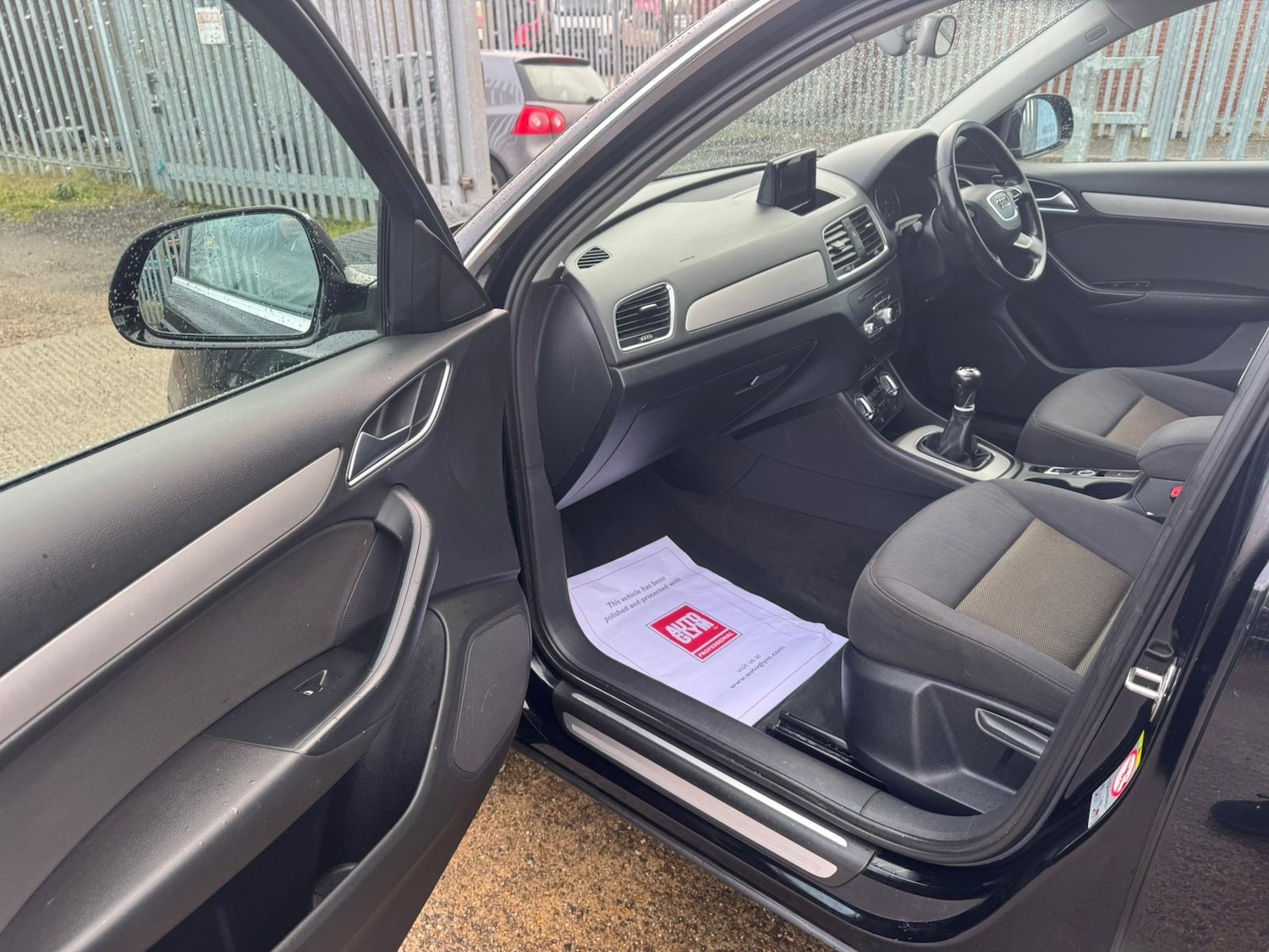 Used Audi Q3 2013 for sale - 77717988: Photo 15