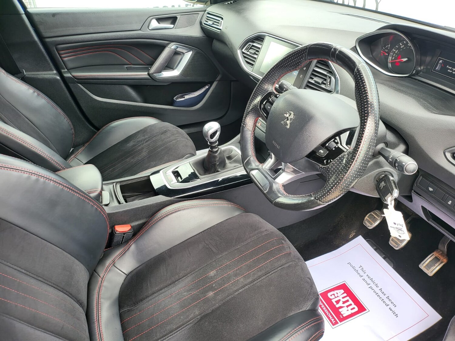 Used Peugeot 308 2015 for sale - 76531244: Photo 11