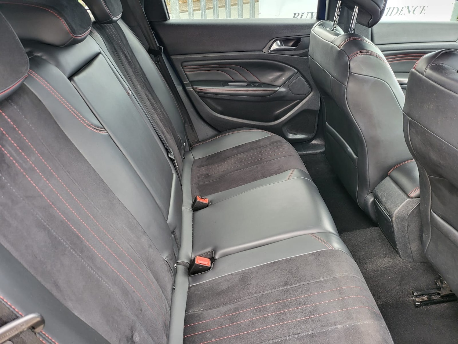 Used Peugeot 308 2015 for sale - 76531244: Photo 16