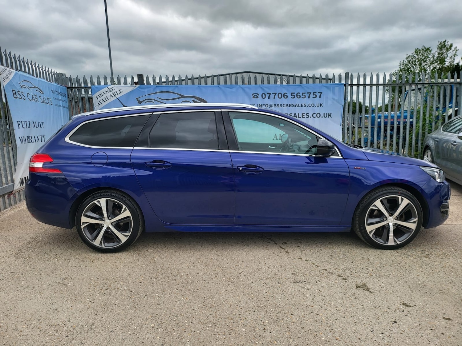 Used Peugeot 308 2015 for sale - 76531244: Photo 22