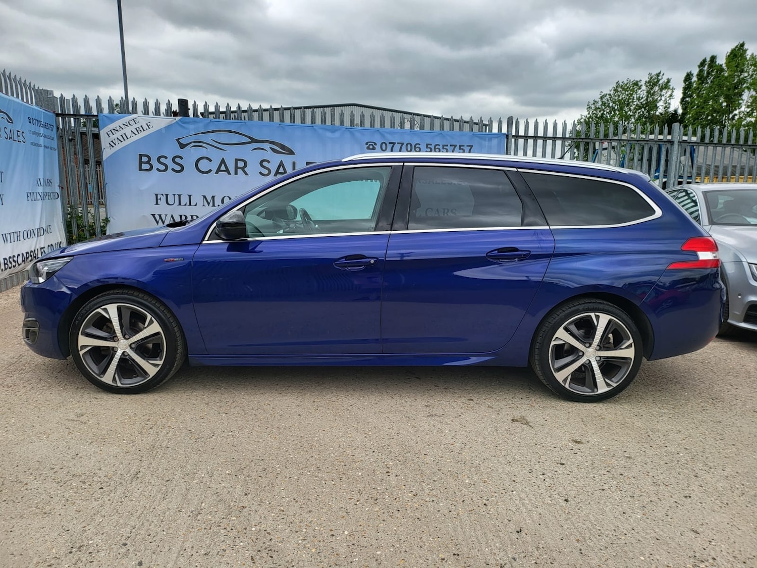 Used Peugeot 308 2015 for sale - 76531244: Photo 23