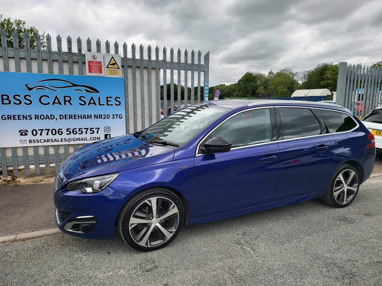 Used Peugeot 308 2015 for sale - 76531244: Photo 29
