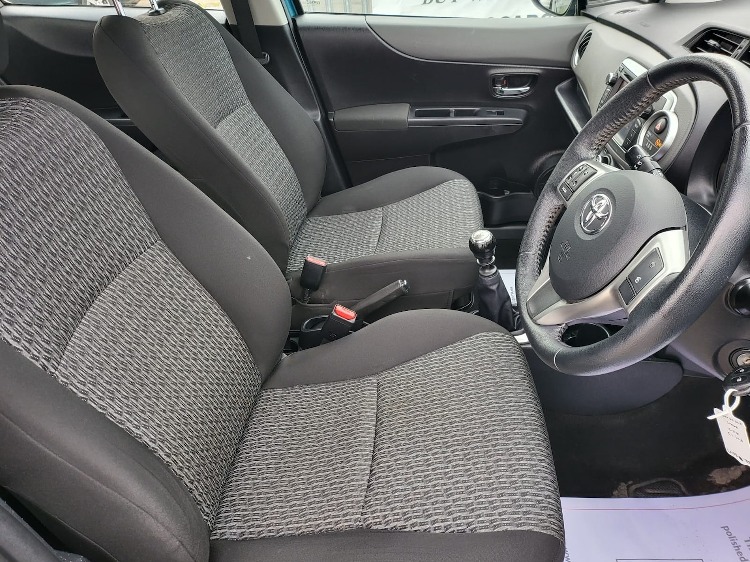 Used Toyota Yaris 2013 for sale - 76566481: Photo 12