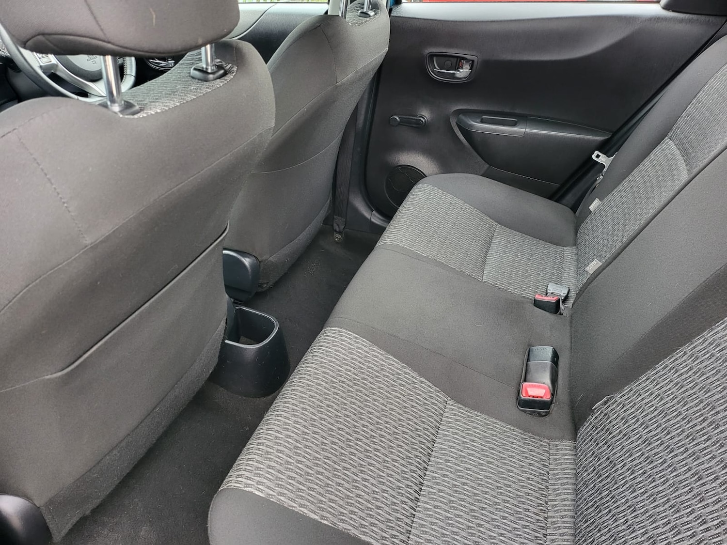 Used Toyota Yaris 2013 for sale - 76566481: Photo 19