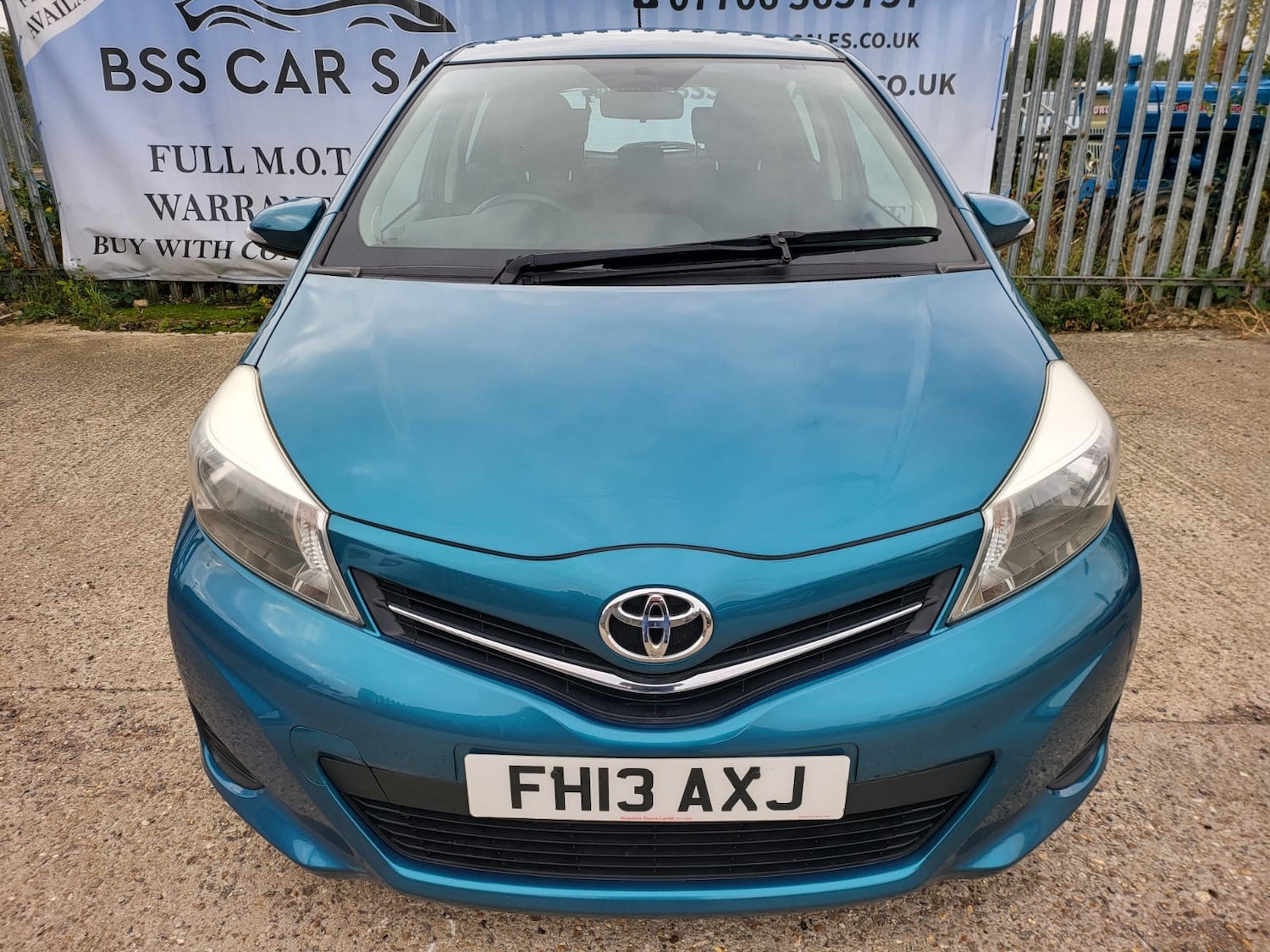 Used Toyota Yaris 2013 for sale - 76566481: Photo 26