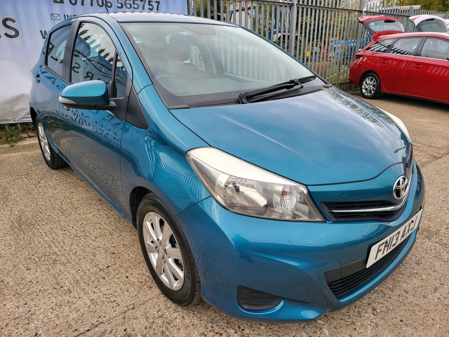 Used Toyota Yaris 2013 for sale - 76566481: Photo 28