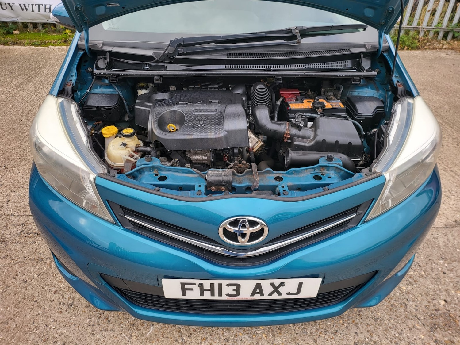 Used Toyota Yaris 2013 for sale - 76566481: Photo 9