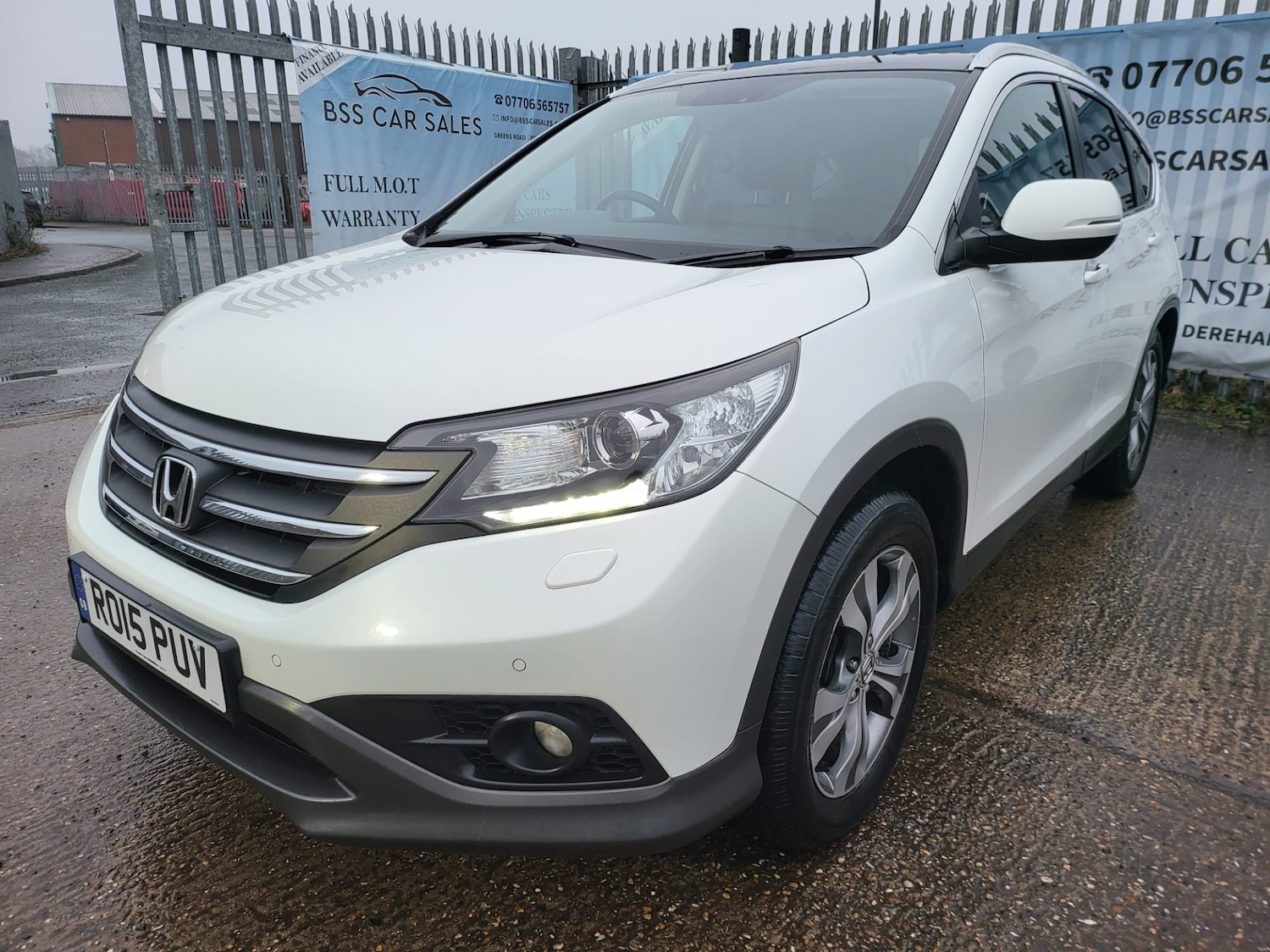 Used Honda CR-V 2015 for sale - 77460025: Photo 2