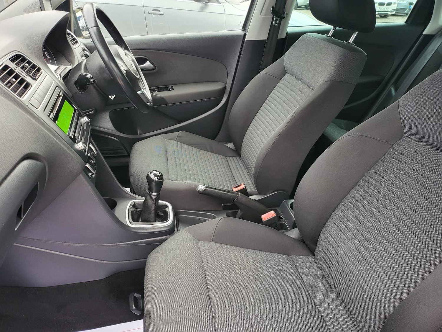 Used Volkswagen Polo 2013 for sale - 76565700: Photo 14