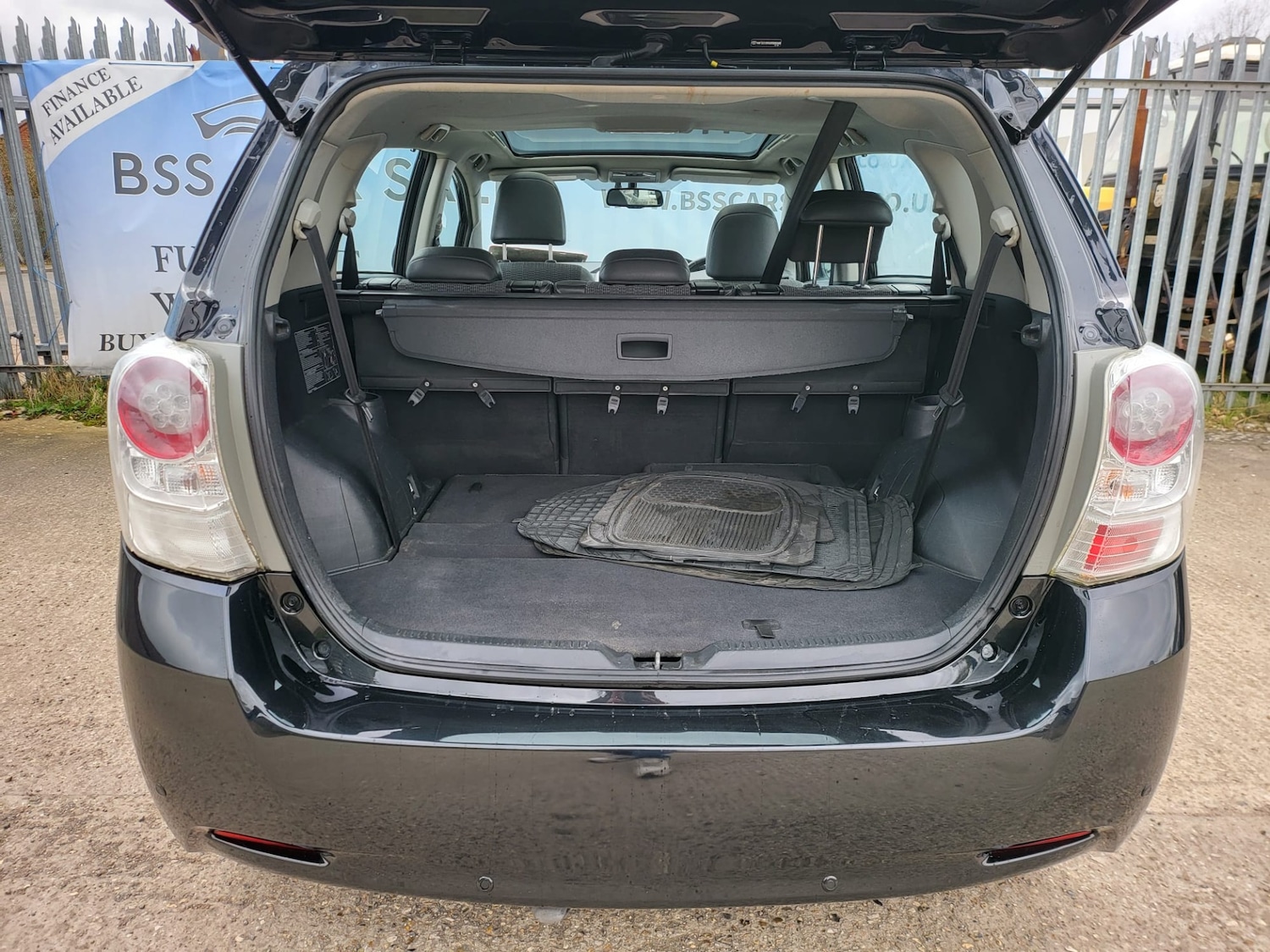 Used Toyota Verso 2012 for sale - 78012315: Photo 12