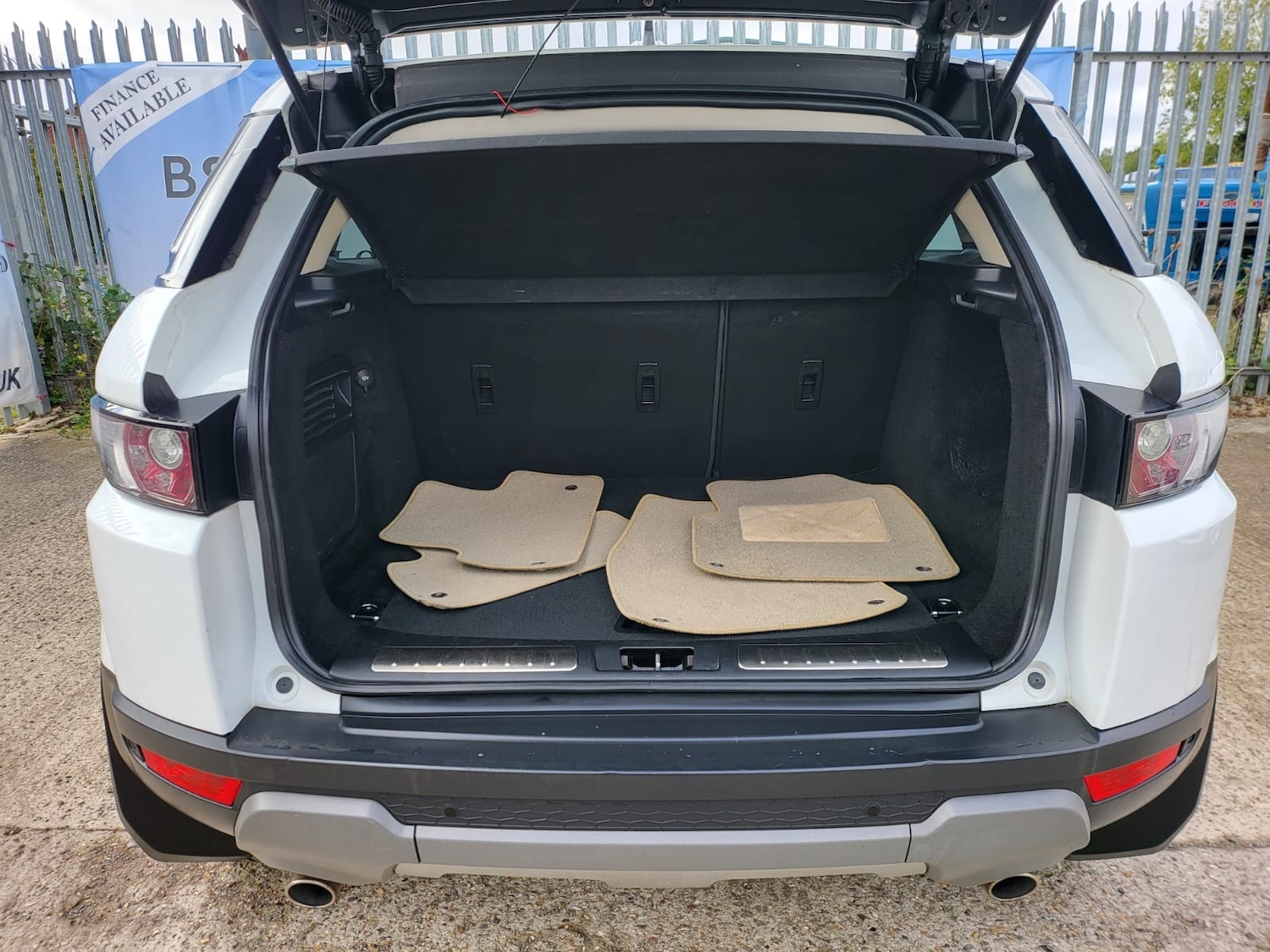 Used Land Rover Range Rover Evoque 2014 for sale - 76565132: Photo 10