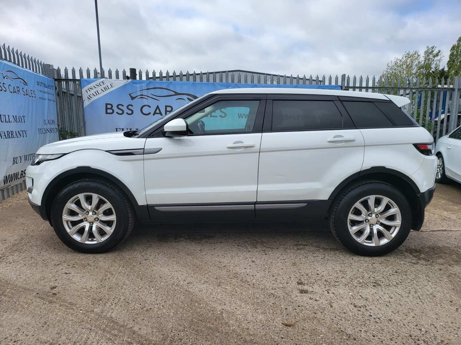 Used Land Rover Range Rover Evoque 2014 for sale - 76565132: Photo 4