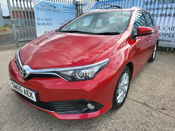 Used Toyota Auris 2015 for sale - 75683619: Photo 2