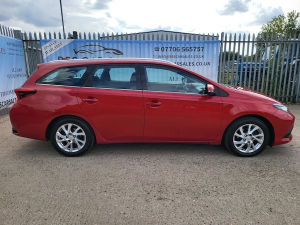 Used Toyota Auris 2015 for sale - 75683619: Photo 3