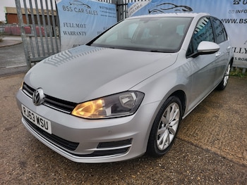Used Volkswagen Golf 2014 for sale - 76734763: Photo